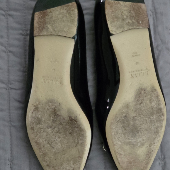 Bally Women's Patent Black Flats with Metallic Bow - Picture 9 of 11